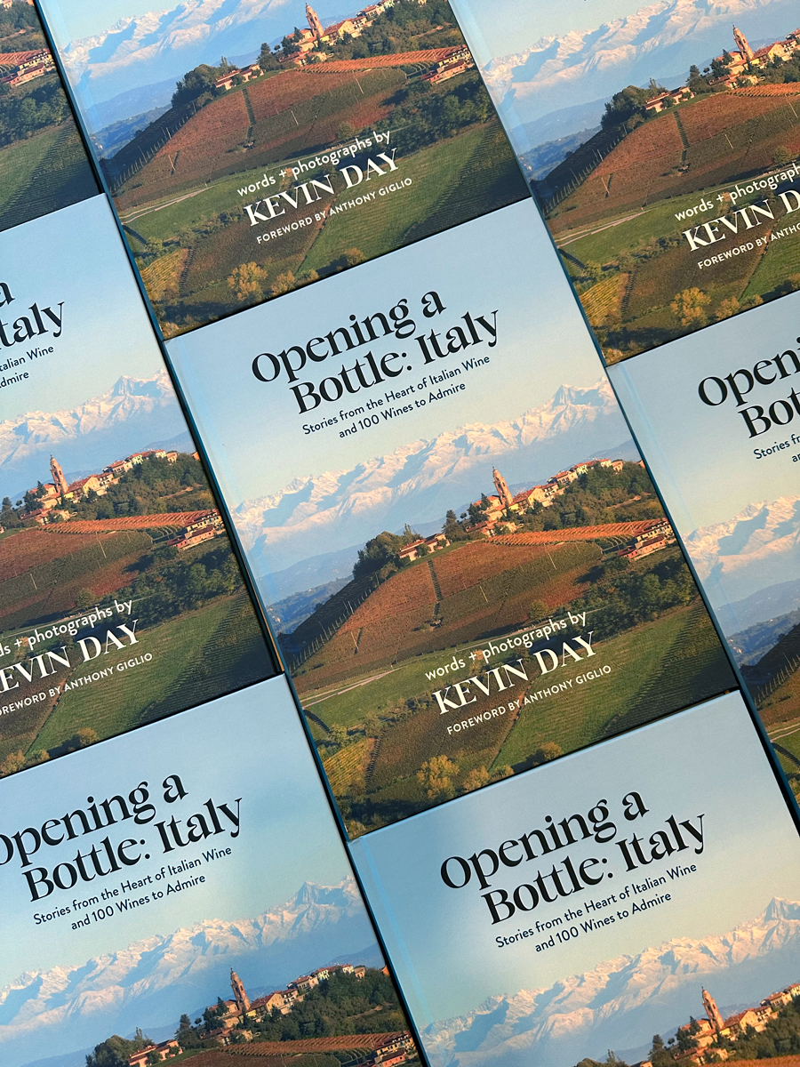 Opening a Bottle: Italy